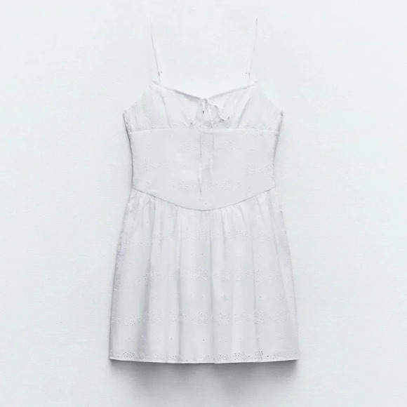 ZARA EMBROIDERED WHITE DRESS WITH BOWS - Picture 2 of 8